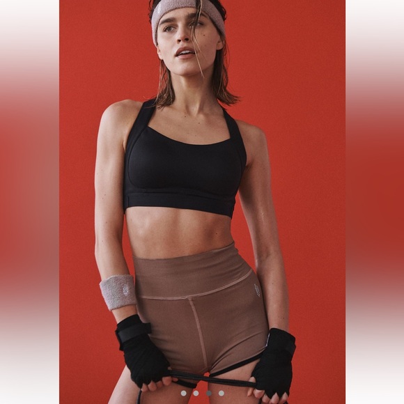 Free People Movement Make a Move Sports Bra | Black | Large - Picture 3 of 6